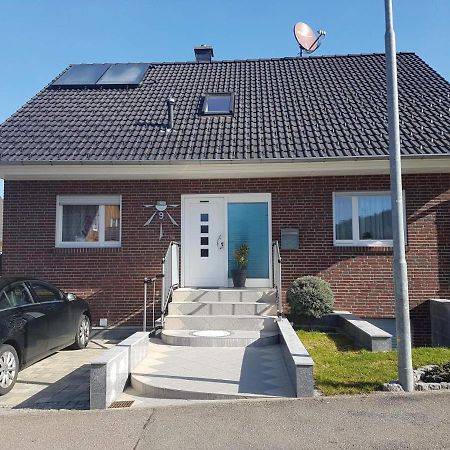 Gemuetliches Haus Im Herzen Des Schwarzwaldes Fuer Bis Zu 9 Personen Elzach Exterior foto